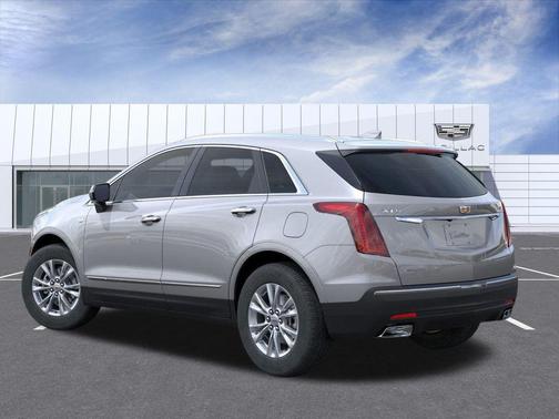 2026 Cadillac XT5 Luxury