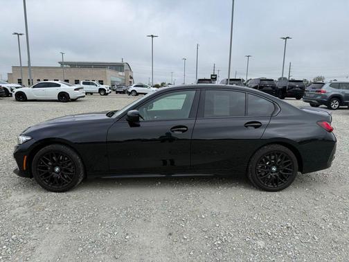 2023 BMW 330 i xDrive