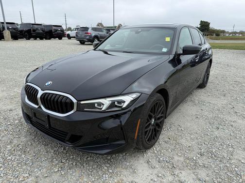 2023 BMW 330 i xDrive