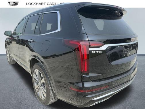 2022 Cadillac XT6 Premium Luxury FWD