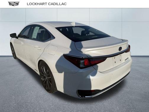 2022 Lexus ES 300h 300H