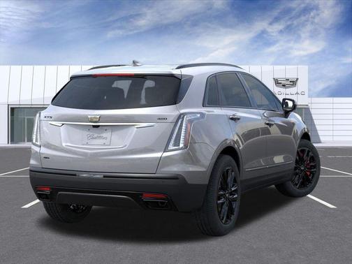 2026 Cadillac XT5 Sport