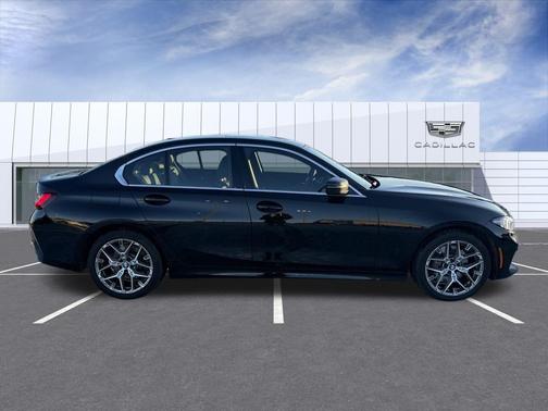 2025 BMW 330 i xDrive