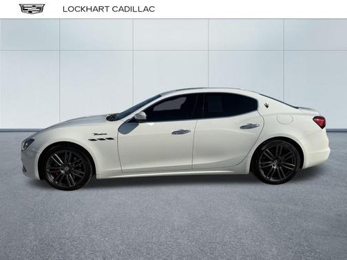 2022 Maserati Ghibli Modena Q4