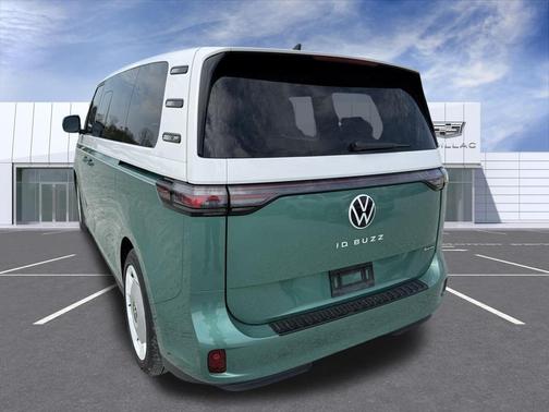 Mahi Green Metallic - Candy White 2025 Volkswagen ID. Buzz 1st Edition
