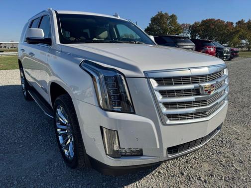 2018 Cadillac Escalade Luxury