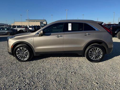 2025 Cadillac XT4 Premium Luxury