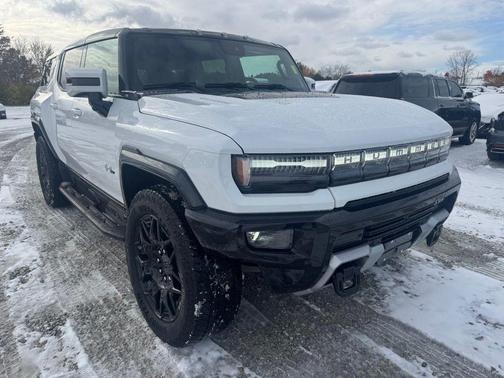 2025 GMC HUMMER EV SUV 2X