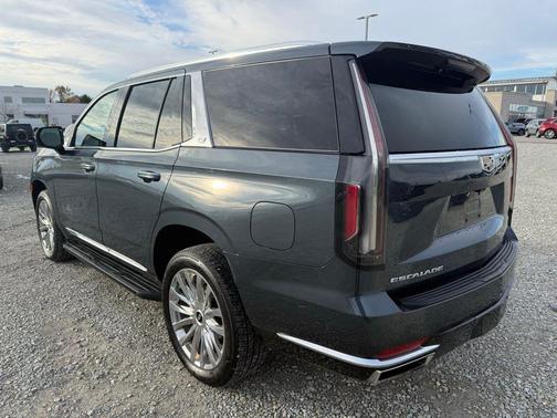 2021 Cadillac Escalade Premium Luxury