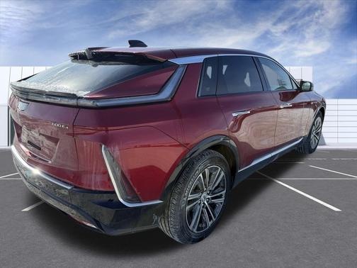 2024 Cadillac LYRIQ Luxury