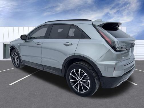2024 Cadillac XT4 Sport