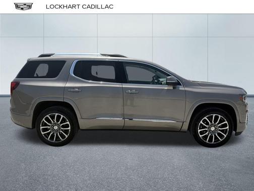 2022 GMC Acadia Denali