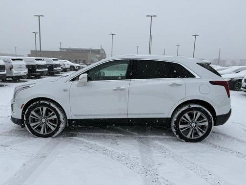 2025 Cadillac XT5 Premium Luxury