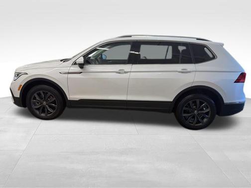 2023 Volkswagen Tiguan 2.0T SE 4MOTION