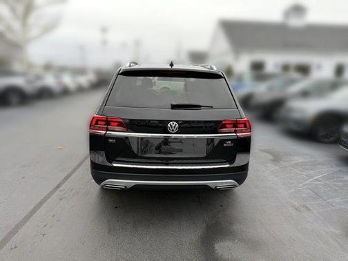 Deep Black 2018 Volkswagen Atlas 3.6L S