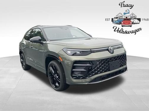 2025 Volkswagen Tiguan 2.0T SE R-Line Black 4MOTION