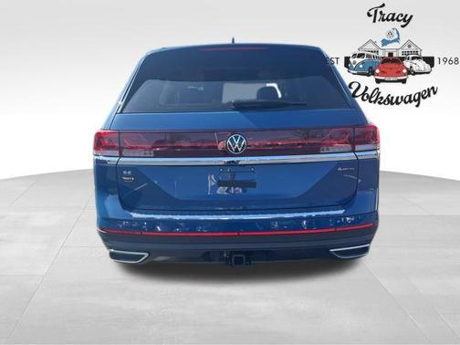 2025 Volkswagen Atlas 2.0T SE w/Technology 4MOTION