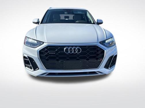 2022 Audi Q5 45 S line Premium