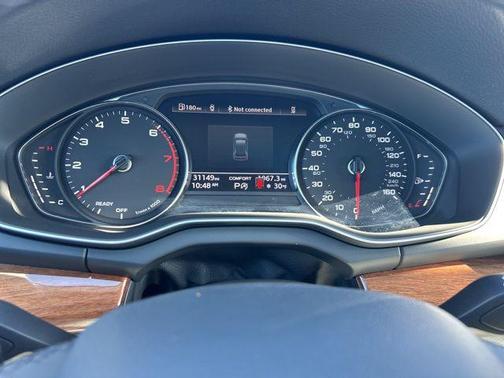 2022 Audi Q5 45 S line Premium