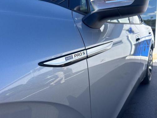 2023 Volkswagen ID.4 AWD Pro S