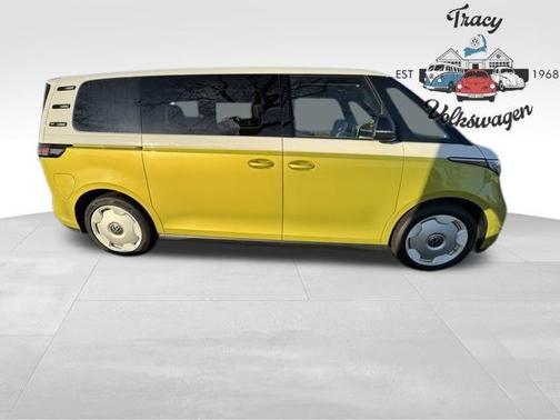 2025 Volkswagen ID. Buzz 1st Edition with 4MOTION