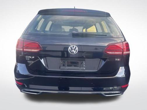 2018 Volkswagen Golf SportWagen TSI SE