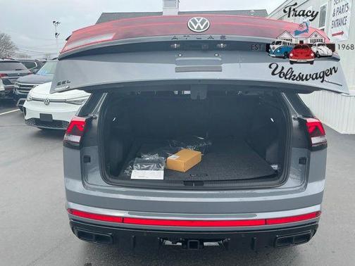 2025 Volkswagen Atlas Cross Sport 2.0T SEL
