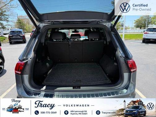 Platinum Gray Metallic 2022 Volkswagen Tiguan 2.0T SEL R-Line 4MOTION