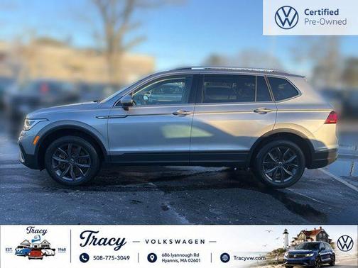 Pyrite Silver Metallic 2023 Volkswagen Tiguan 2.0T SE 4MOTION