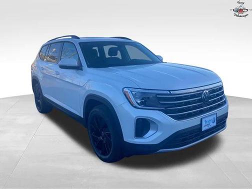 2026 Volkswagen Atlas 2.0T SE w/Technology 4MOTION