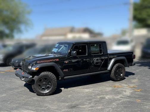 Black Clearcoat 2022 Jeep Gladiator Mojave 4x4
