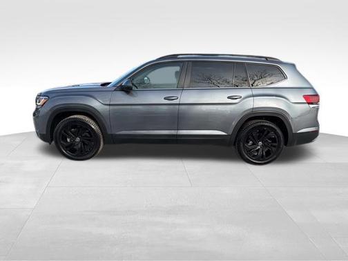 2023 Volkswagen Atlas 3.6L SE w/Technology