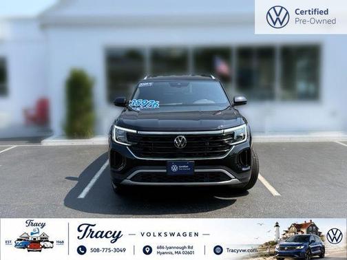 Deep Black 2025 Volkswagen Atlas Cross Sport 2.0T SE w/Technology 4MOTION