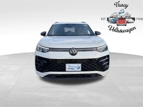 2026 Volkswagen Tiguan 2.0T SE R-Line Black 4MOTION