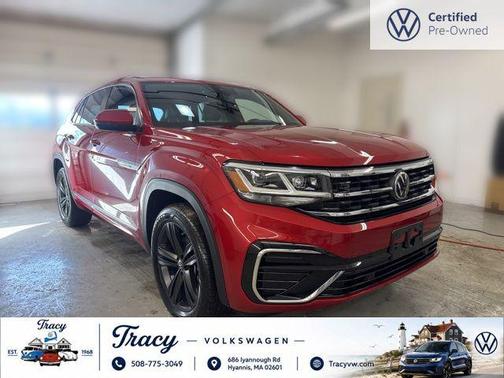 Red Metallic 2022 Volkswagen Atlas Cross Sport 3.6L V6 SEL R-Line