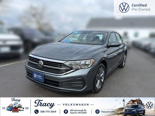 Platinum Gray Metallic 2023 Volkswagen Jetta 1.5T SE