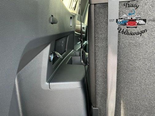 2025 Volkswagen Atlas 2.0T SE w/Technology 4MOTION