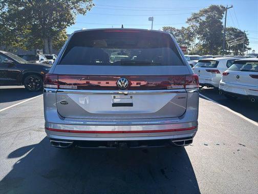 2024 Volkswagen Atlas 2.0T SEL Premium R-Line 4MOTION