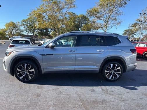 2024 Volkswagen Atlas 2.0T SEL Premium R-Line 4MOTION