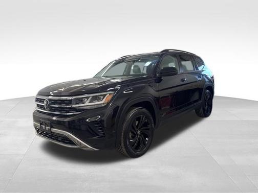 2023 Volkswagen Atlas 3.6L SE w/Technology