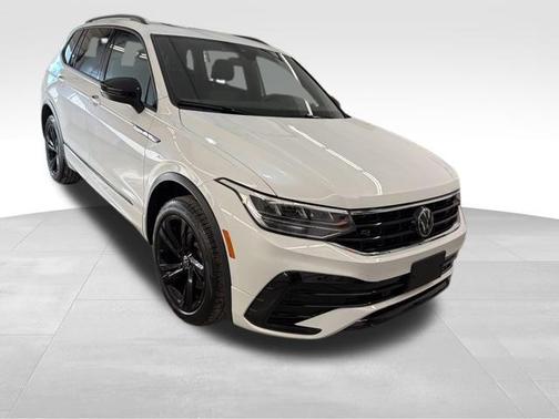 2024 Volkswagen Tiguan 2.0T SE R-Line Black 4MOTION