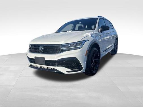 2024 Volkswagen Tiguan 2.0T SE R-Line Black 4MOTION