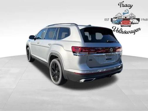 2026 Volkswagen Atlas 2.0T SE w/Technology 4MOTION
