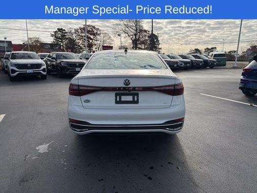 2025 Volkswagen Jetta 1.5T SEL