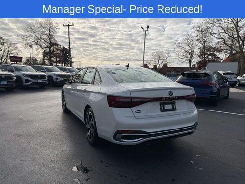 2025 Volkswagen Jetta 1.5T SEL