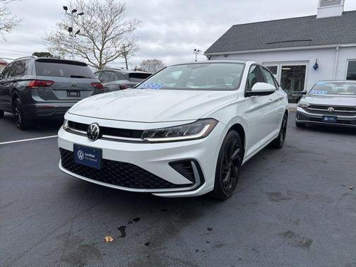 2025 Volkswagen Jetta 1.5T SE