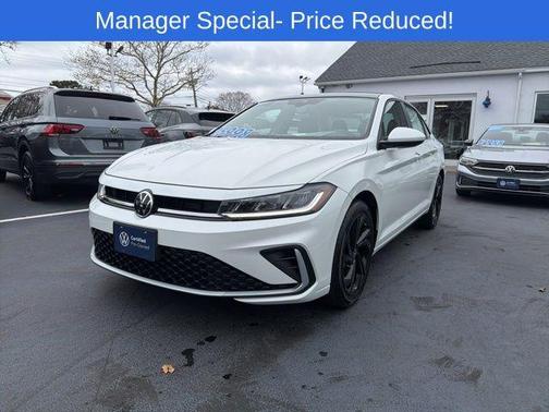 2025 Volkswagen Jetta 1.5T SE