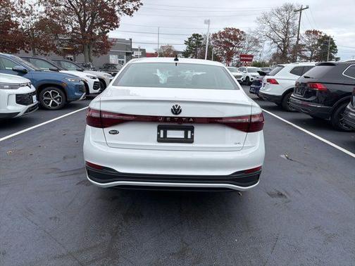 2025 Volkswagen Jetta 1.5T SE