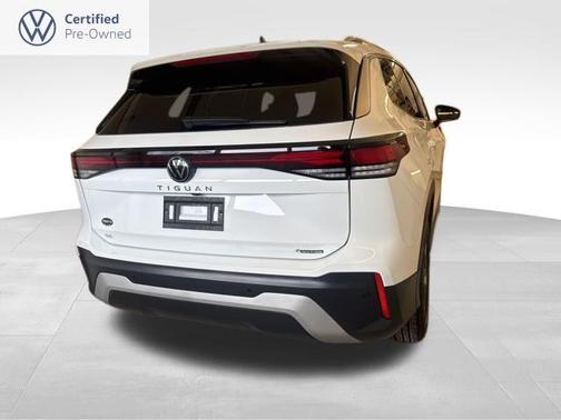 2025 Volkswagen Tiguan 2.0T SE 4MOTION