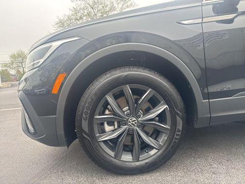 2024 Volkswagen Tiguan 2.0T SE 4MOTION